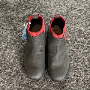 Hey Dude Kids Boots - Black and Red